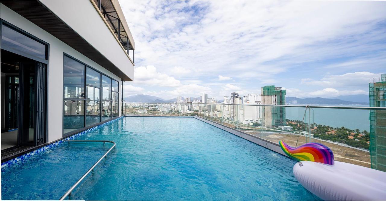 Hotel Miracle Luxury Nha Trang Exterior foto